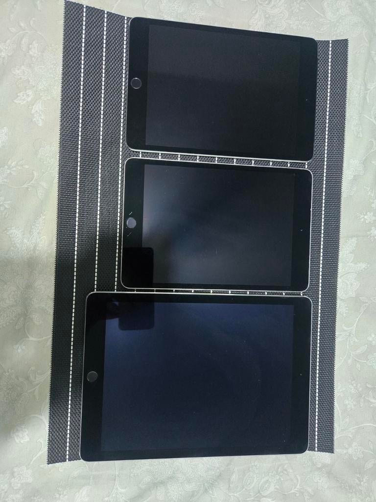 Lot 3 Ipad's, Computers en Software, Apple iPads, Ophalen, 64 GB