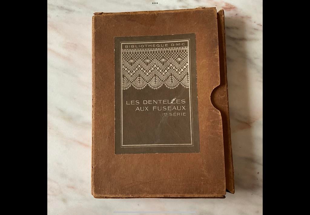 Boek met 50 patronen, Hobby en Vrije tijd, Kantklossen, Ophalen of Verzenden, Patronen