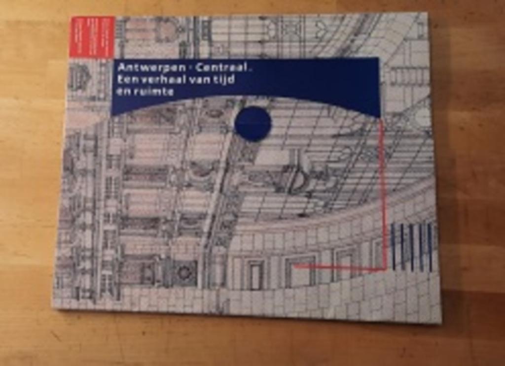 Antwerpen-Centraal. Een verhaal van tijd en ruimte., Hobby en Vrije tijd, Modeltreinen | Overige schalen, Zo goed als nieuw, Boek, Tijdschrift of Catalogus