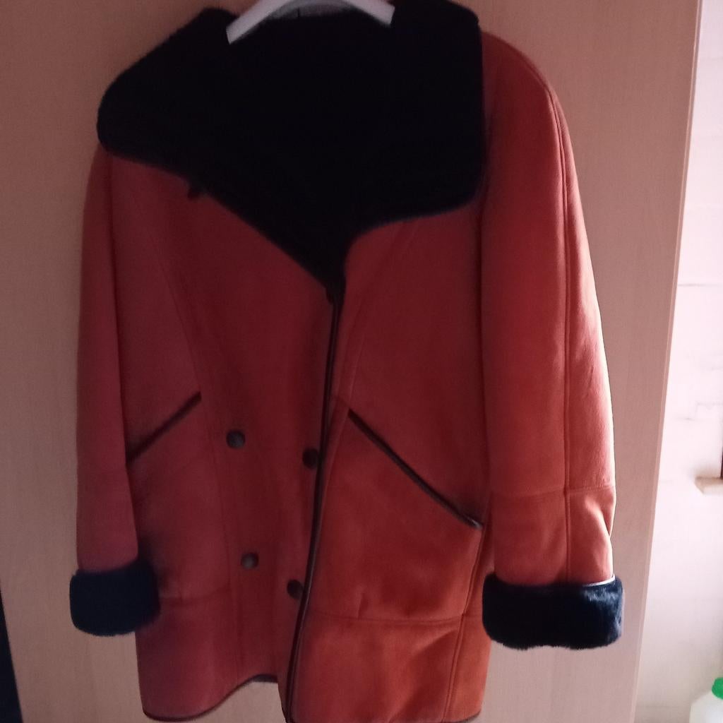 Manteau de retour en mouton pour femme taille 44, Lamon nuyttens, Enlèvement ou Envoi, Comme neuf, Taille 42/44 (L)