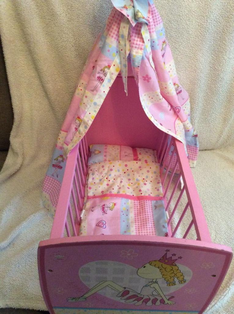 lit pour poupée/berceau rose, Enlèvement, Utilisé