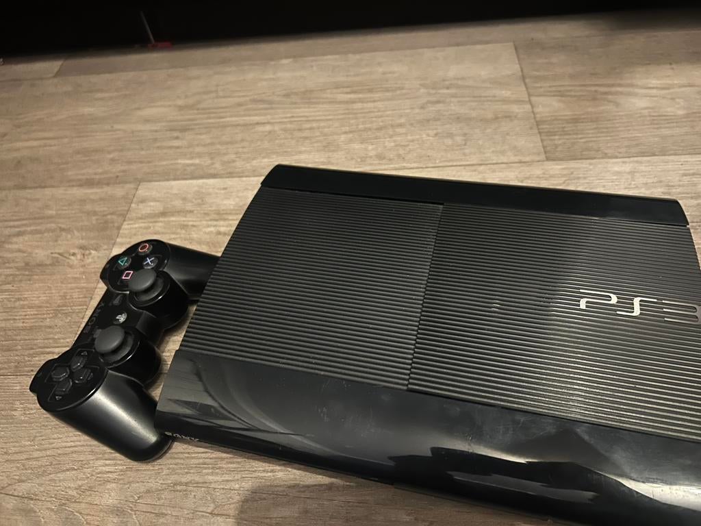 PlayStation 3 Ultra Slim (PS3), Games en Spelcomputers, Spelcomputers | Sony PlayStation 3, Gebruikt, Super Slim, 500 GB, Met 1 controller