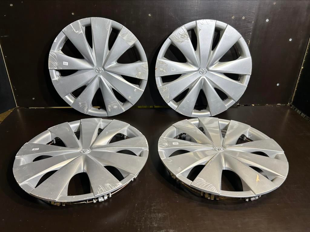 4 enjoliveurs Toyota aygo yaris 14", Enlèvement ou Envoi, Utilisé