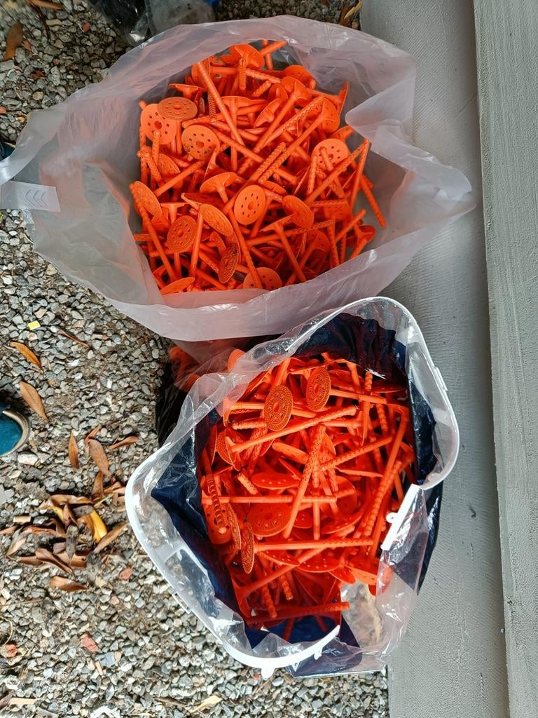 Isolatie pluggen en pinnen, Doe-het-zelf en Bouw, Isolatie en Afdichting, Ophalen of Verzenden