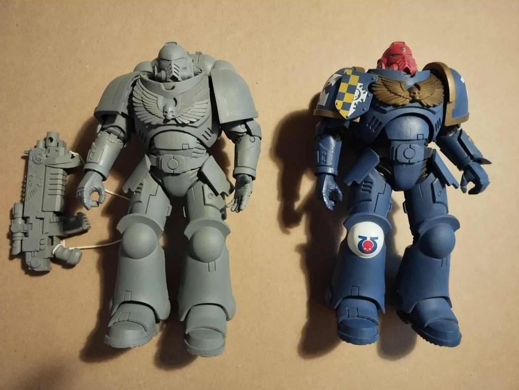Warhammer McFarlane 2 x Space Marine 19 cm, Ophalen of Verzenden, Gebruikt, Warhammer, Figuurtje(s)