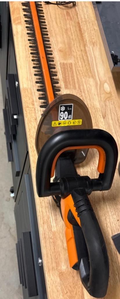 TAILLE HAIES WORX, Jardin & Terrasse, Taille-haies, Utilisé, Batterie, Enlèvement