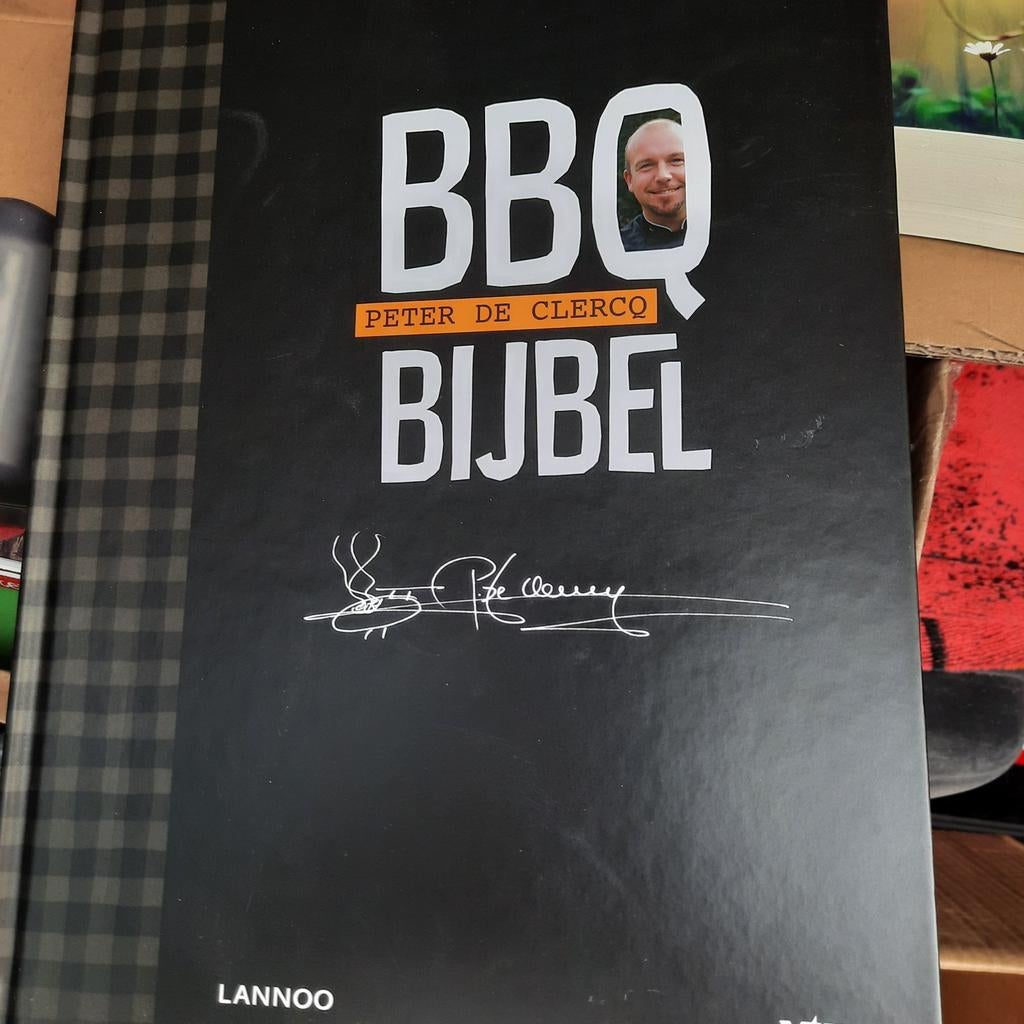 Barbecue ( BBQ ) Bijbel van P.De Clercq ( wereldkampioen ) ., Boeken, Ophalen of Verzenden, Zo goed als nieuw