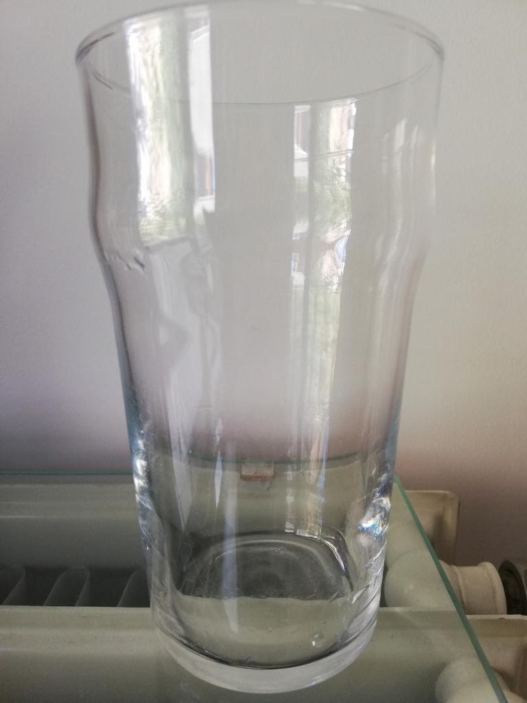 Halve liter blanco glazen, of ook wel Pint (Eng) genoemd, Verzamelen, Glas en Drinkglazen, Ophalen, Zo goed als nieuw