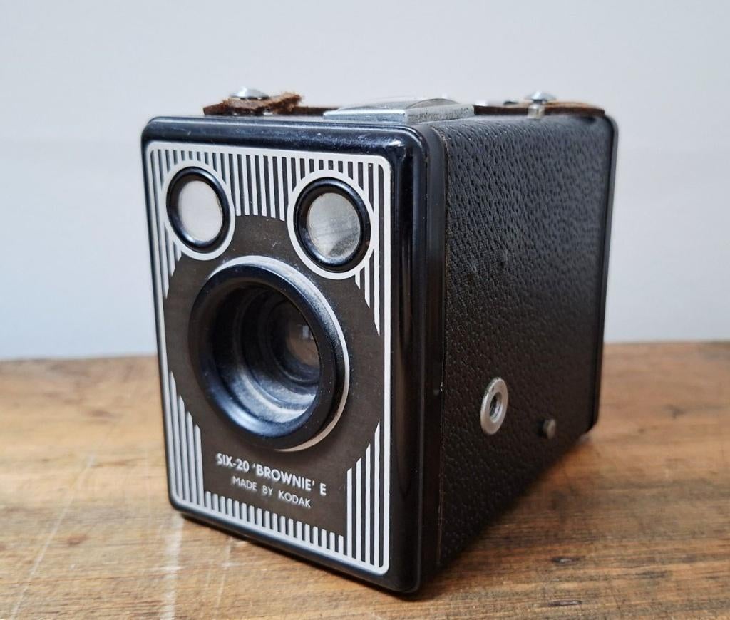 KODAK BROWNIE SIX-20 MODÈLE E, Enlèvement ou Envoi, Utilisé, Kodak