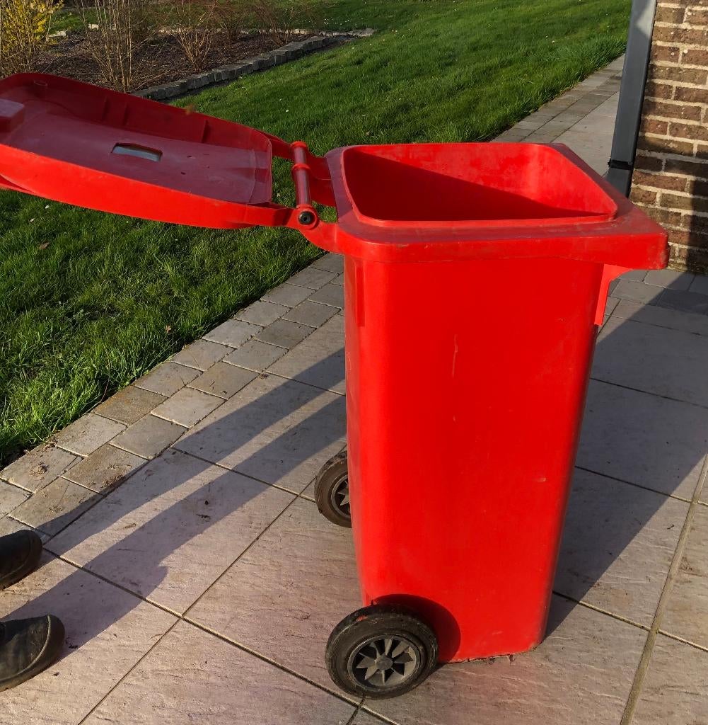 Conteneur à déchets sur roues (120 l), Maison & Meubles, 40 litres ou plus, Enlèvement, Utilisé, Synthétique