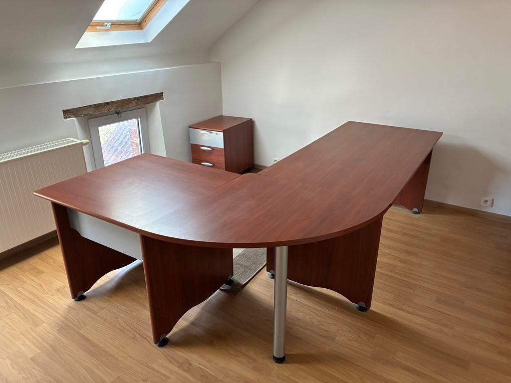 Bureau complet et modulable de grande qualité en bois., Enlèvement