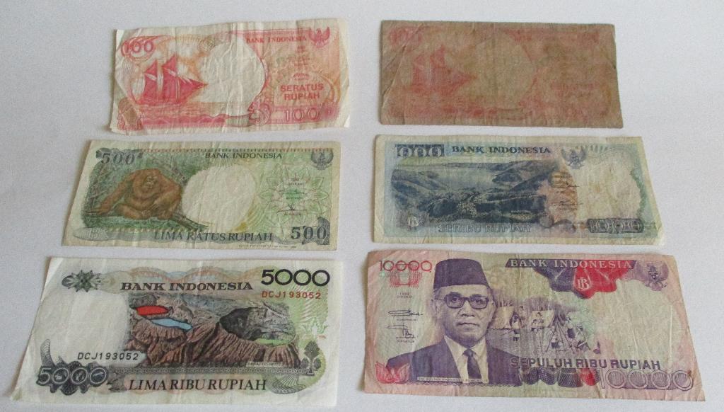 18 Biljetten: INDONESIA -BILLS /NOTAS /BANKBILJETTEN-Rupiah, Envoi, Billets de banque