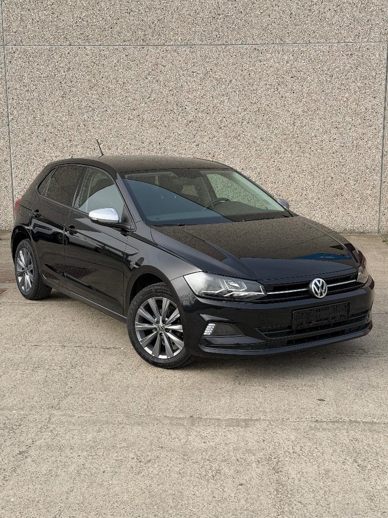 Volkswagen polo 2020 - 1.0 benzine - vol opties, Auto's, Voorwielaandrijving, Stof, Euro 6, Zwart