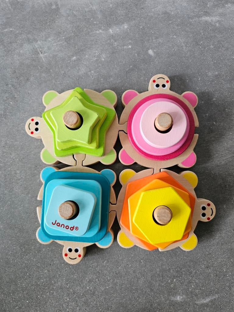 Janod stapel schildpadden, Kinderen en Baby's, Speelgoed | Houten speelgoed, Ophalen, Zo goed als nieuw, Overige typen