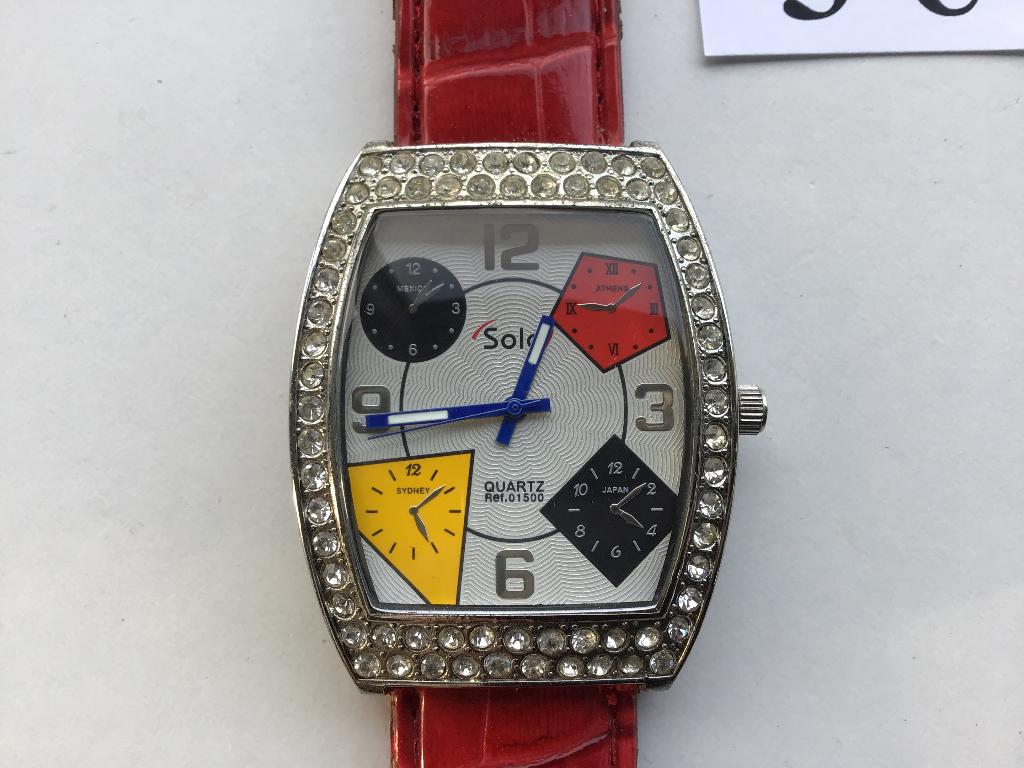 diverses montres pour femmes et hommes à des prix avantageux, Bijoux, Sacs & Beauté, Enlèvement ou Envoi, Comme neuf