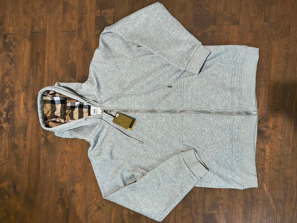 Grijze Burberry Zipper, Maat 52/54 (L), Nieuw, Ophalen of Verzenden, Grijs