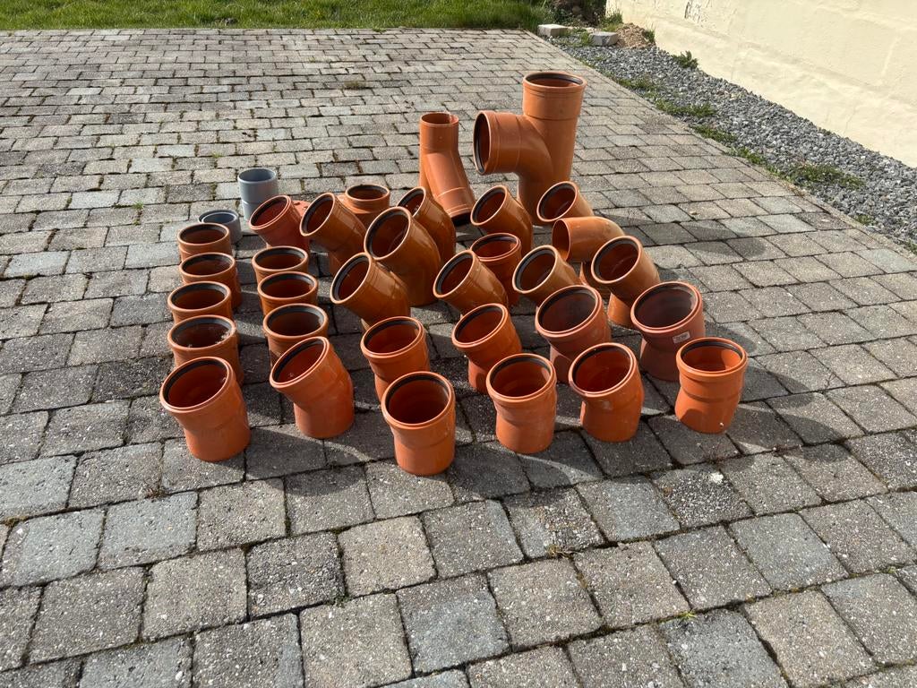 Gros lot de tuyaux et raccords PVC évacuation / égout, Enlèvement, Comme neuf, PVC, Évacuation