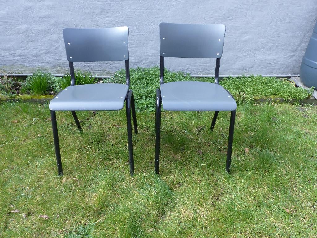 Vintage school / refter stoelen, Huis en Inrichting, Ophalen, Gebruikt, Twee, Vintage
