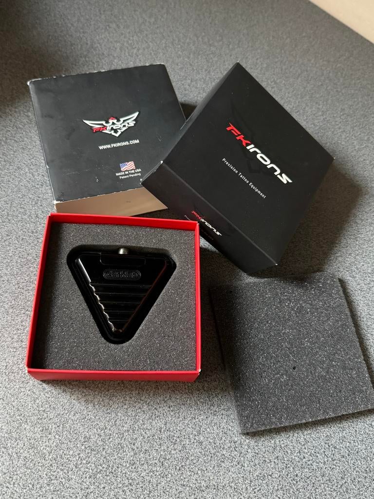 FK Irons Delta voetpedaal, Hobby en Vrije tijd, Elektronica-componenten, Ophalen of Verzenden, Zo goed als nieuw