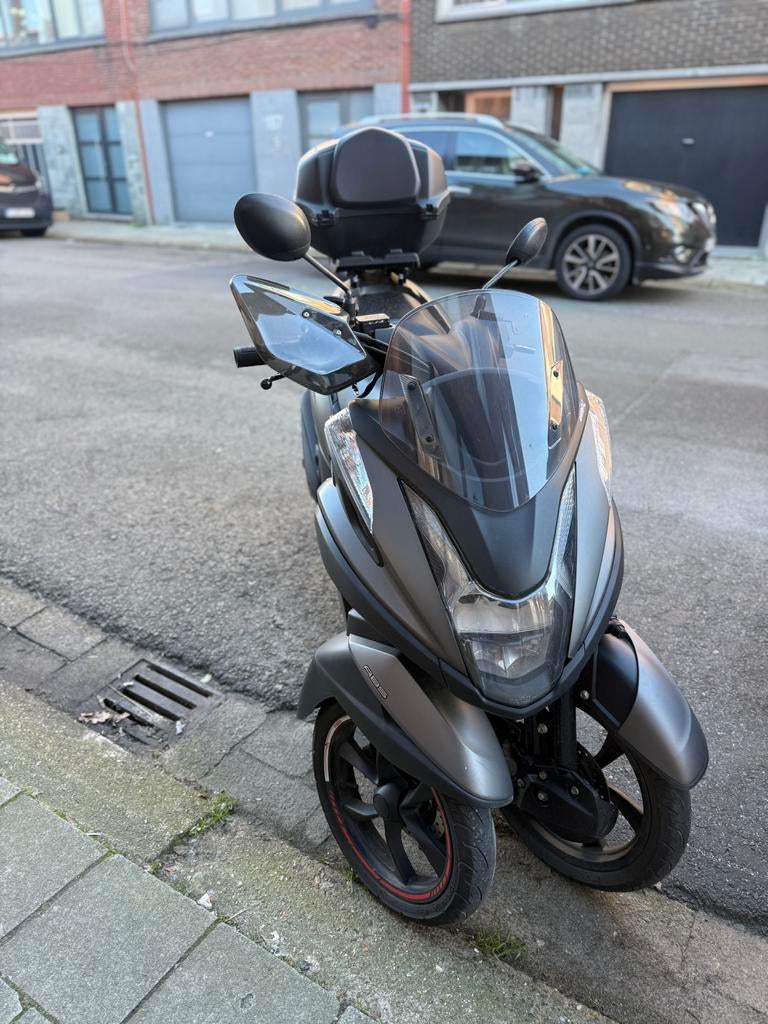 yamaha tricity 125 auto rijbewijs B, Enlèvement