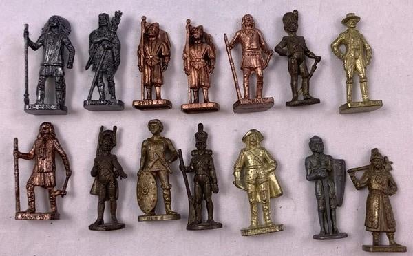 Ferrero Kinder Surprise Metalen Figuren Set 15 stuk soldaten, Verzamelen, Verrassingseieren, Verzenden, Zo goed als nieuw, Overige typen