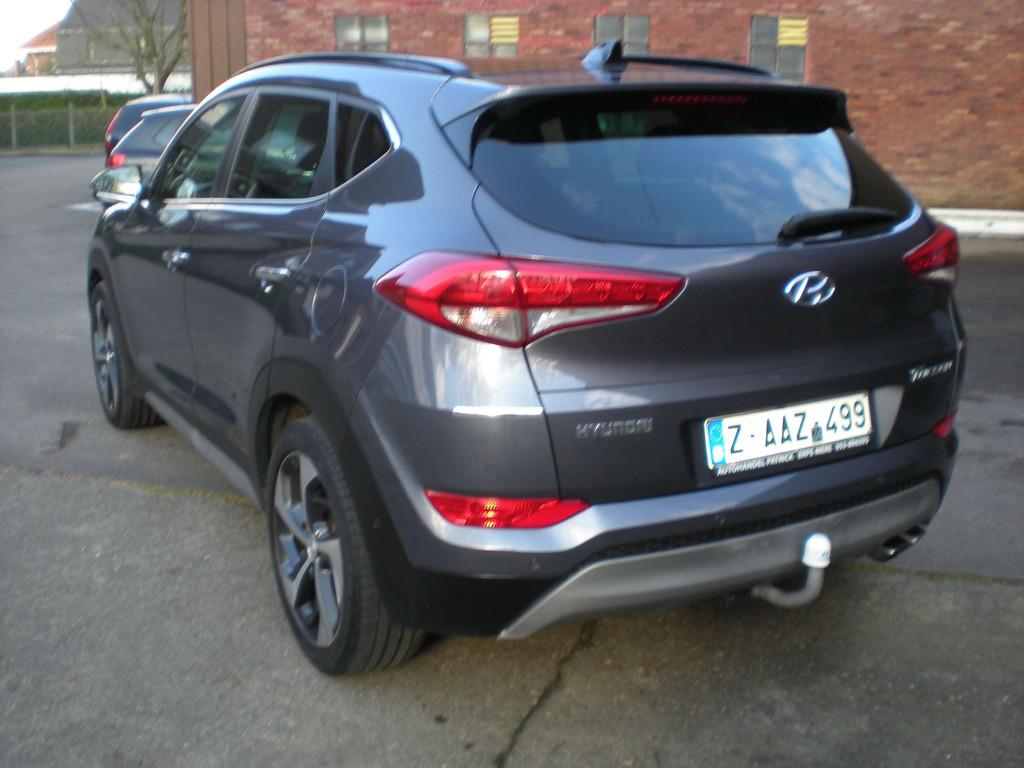 Hyundai Tucson AUTOMATIQUE 1.6 I 2WD Executive, Autos, Hyundai, Argent ou Gris, Achat, https://public.car-pass.be/vhr/ab406625-268e-4e76-8b4a-29c49094a7b8