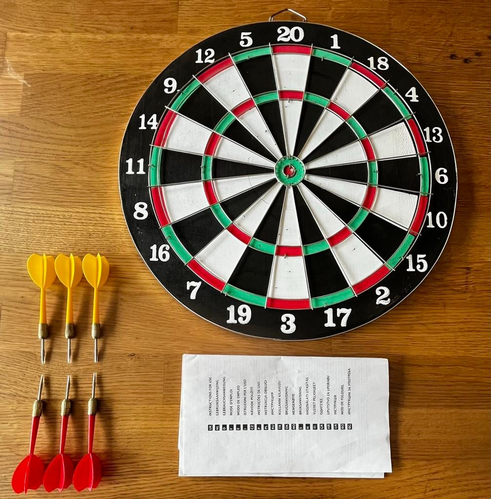 Jeu de fléchettes complet – cible + 6 fléchettes, Sports & Fitness, Enlèvement ou Envoi, Utilisé, Cible de fléchettes avec fléchettes