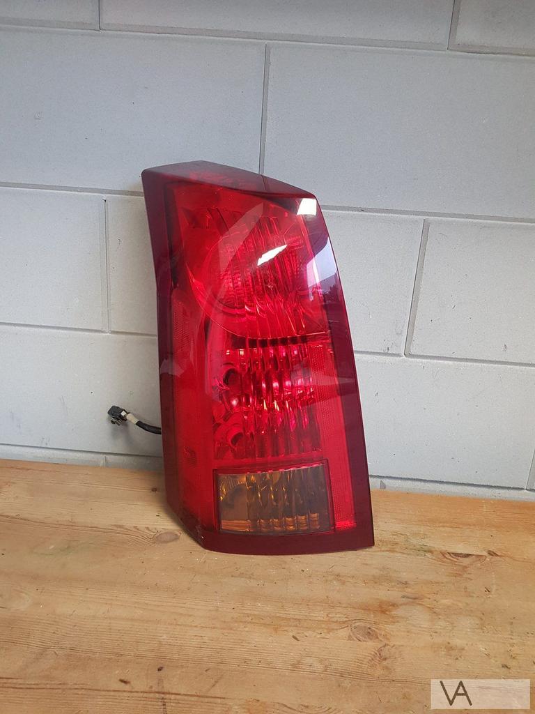 Cadillac CTS 2002 - 2007 achterlicht links nette staat €100, Cadillac, Gebruikt, -, -