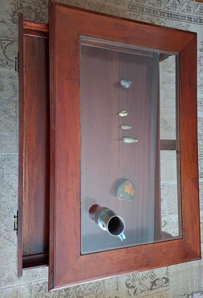 Table basse Chippendale, Enlèvement