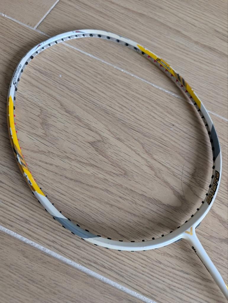 Victor Brave Sword Lee Yong Dae racket in beperkte oplage, Ophalen