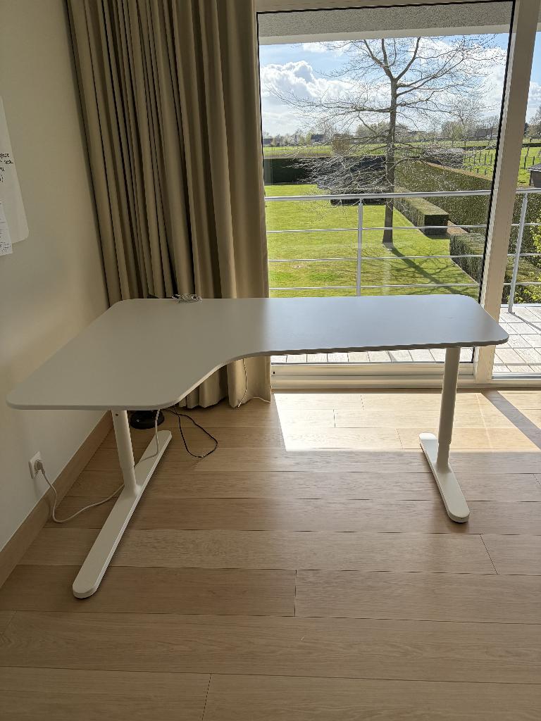 Bureau, Réglable en hauteur, Comme neuf, Plastique, IKEA
