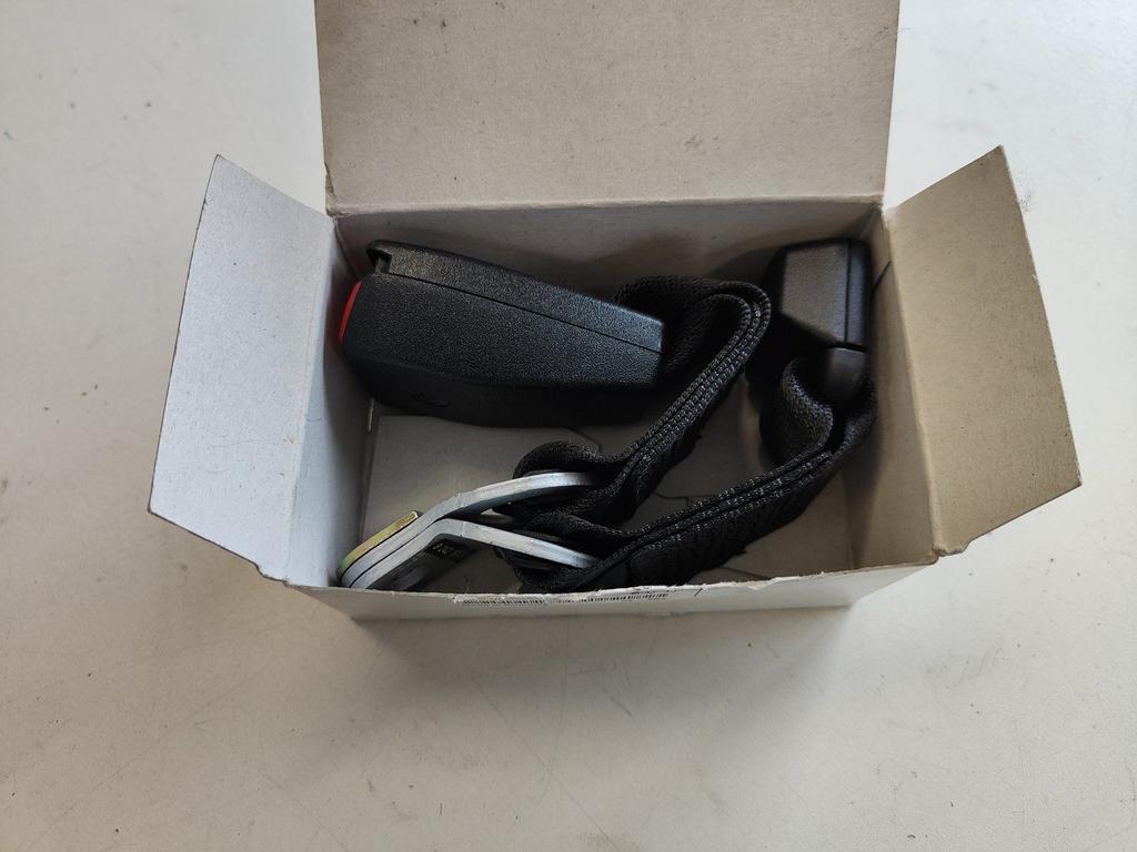 Gordelspanner insteek links achter BMW 3 serie E46 8242767, Auto-onderdelen, -, -, Nieuw, Ophalen of Verzenden