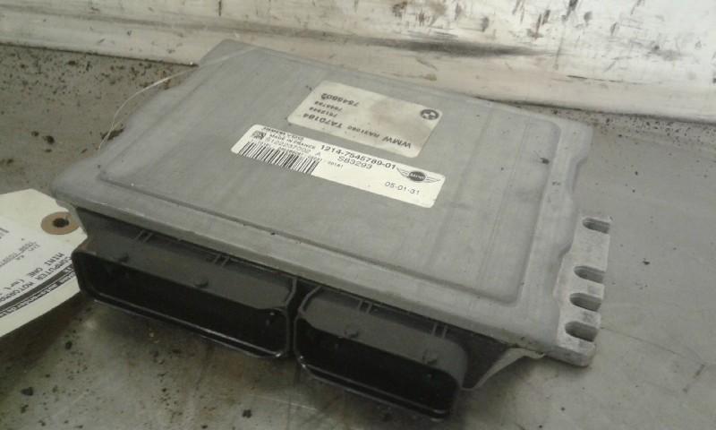 COMPUTER MOTOR Mini Mini One / Cooper (R50), Auto-onderdelen, Robert Bosch AG, Gebruikt, Mini, Robert-Bosch-Allee 1
74232  Abstatt, DE
