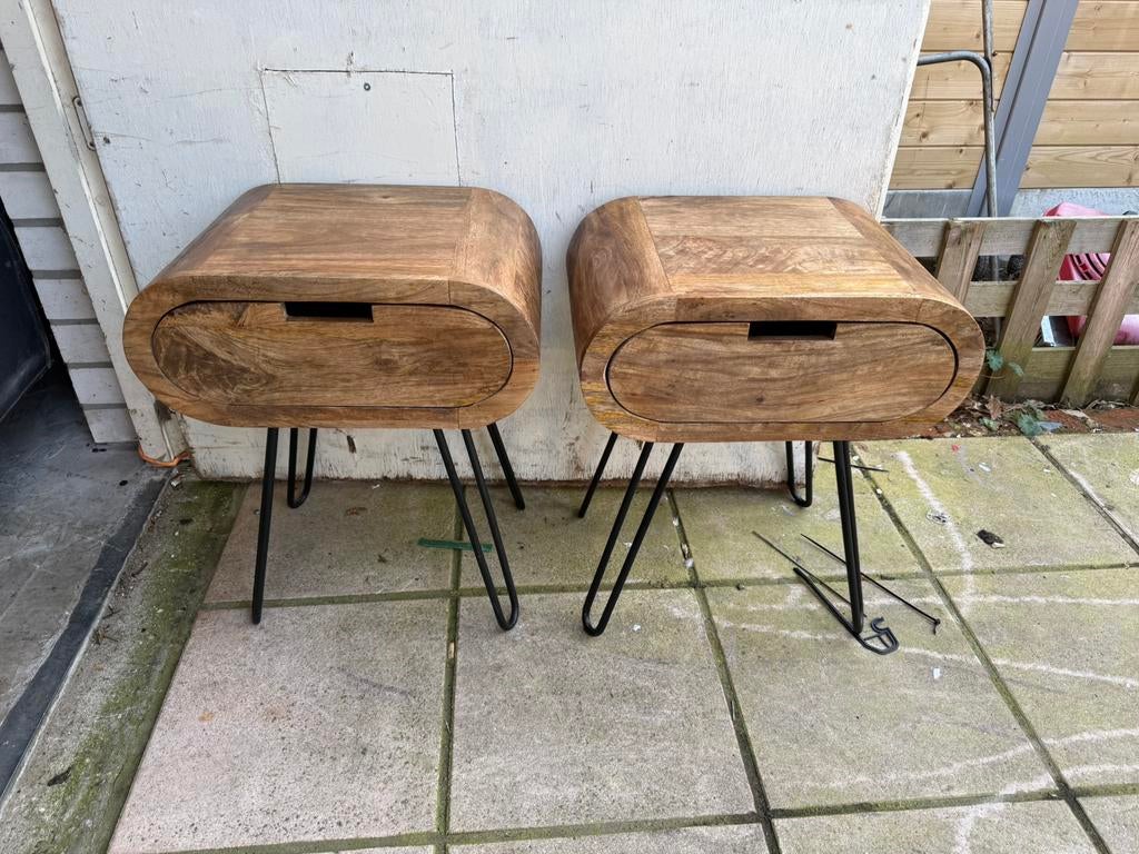 2x Houten Nachtkastjes, Huis en Inrichting, Slaapkamer | Nachtkastjes, Ophalen