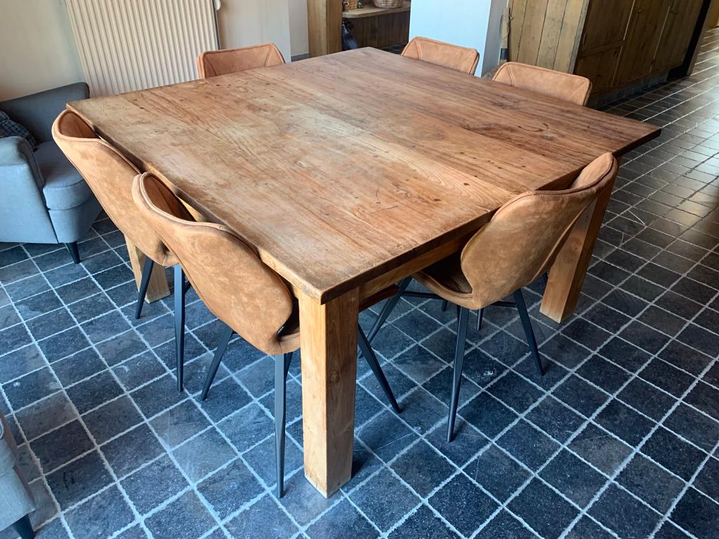 Zeer stevige vierkante teak tafel, Huis en Inrichting, Tafels | Eettafels, Ophalen, Gebruikt, Landelijk, Vijf personen of meer