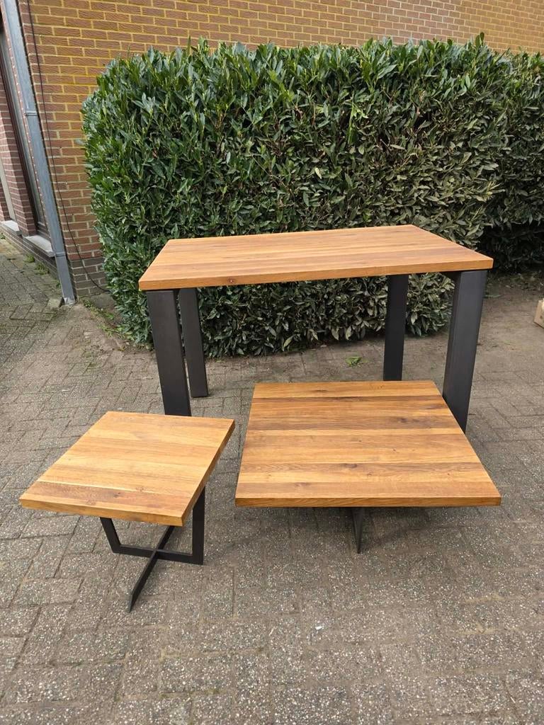 Mooie set uit eiken/metaal.bartafel/salontafel/bijzettafel, Ophalen