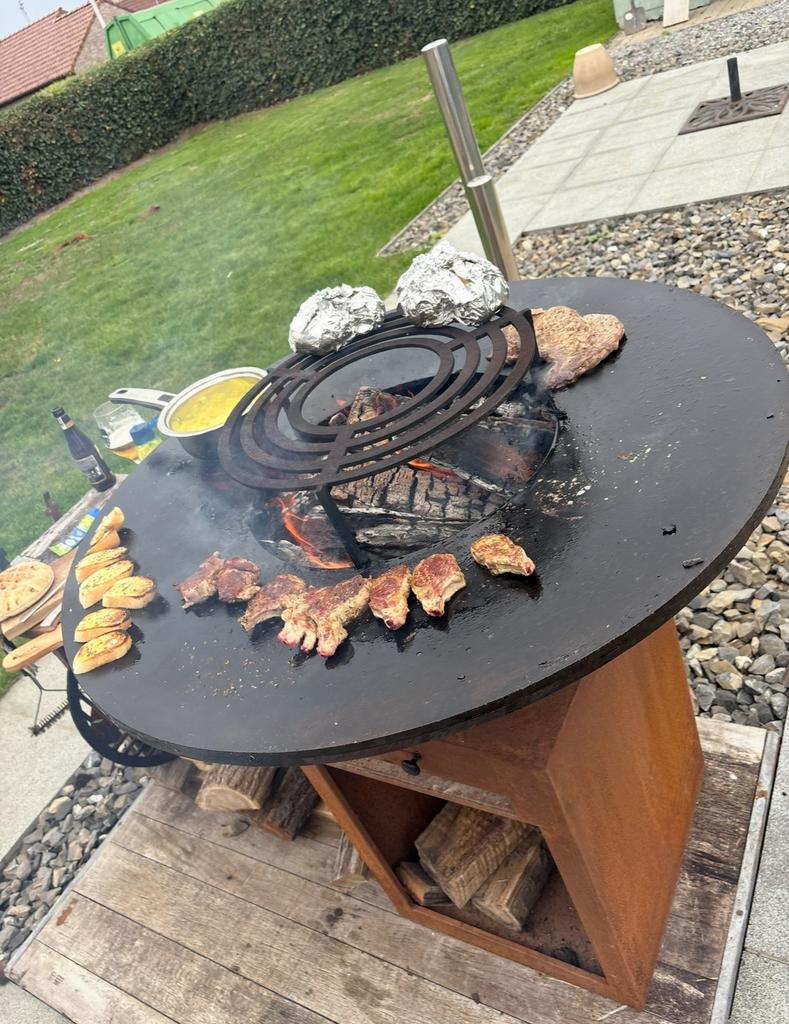 Ofyr BBQ 100cm, Tuin en Terras, Ophalen, Zo goed als nieuw