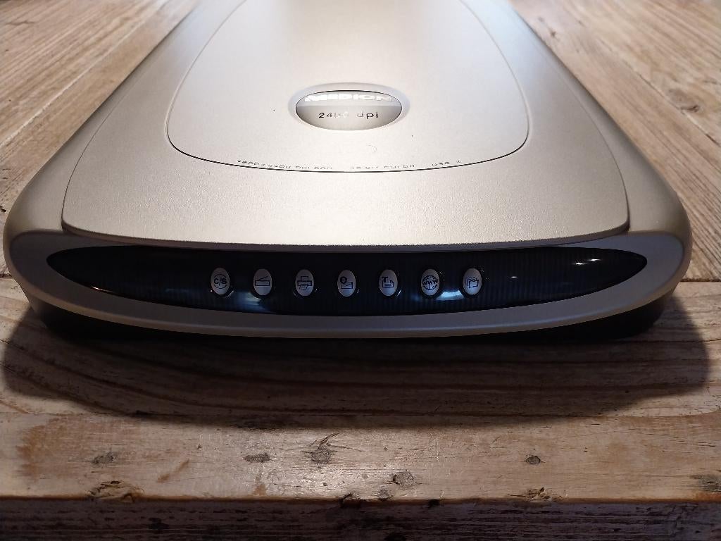 Scanner: Merk Medion 2400 dpi., TV, Hi-fi & Vidéo, Télévisions, Enlèvement