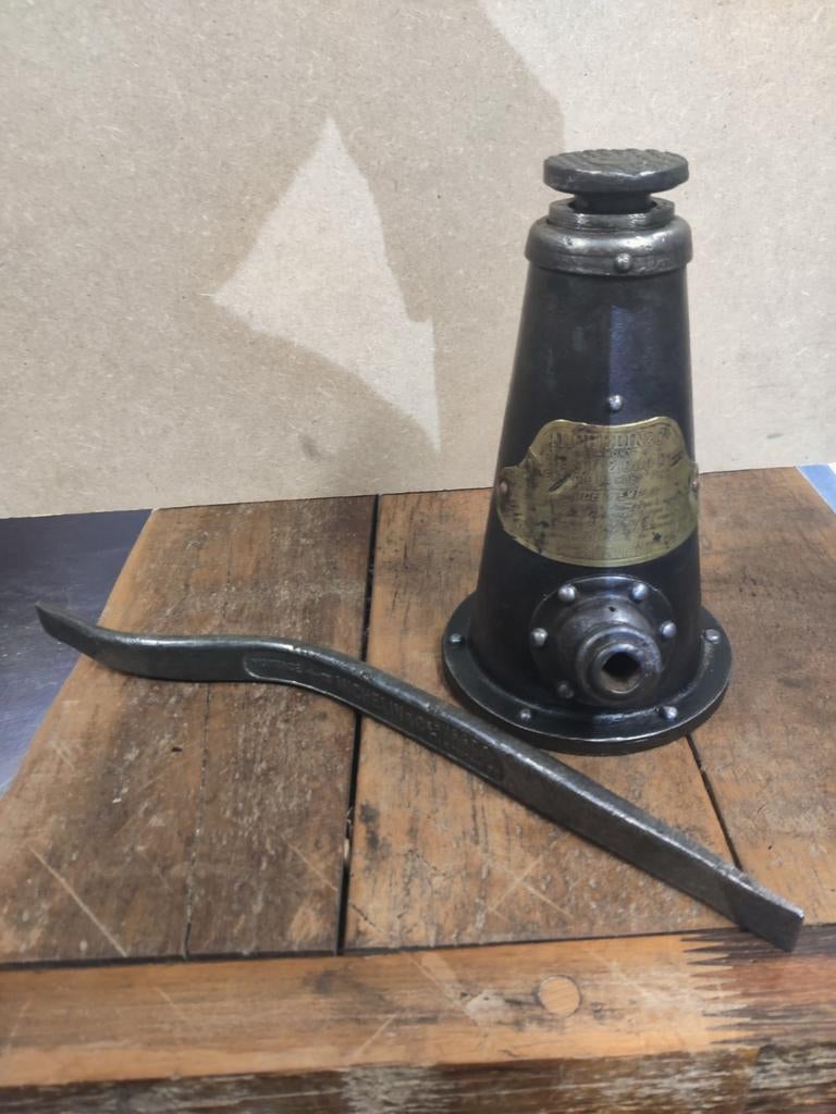 Vintage cric Michelin Fast 2000, Autos : Pièces & Accessoires, Enlèvement ou Envoi, Utilisé, Citroën