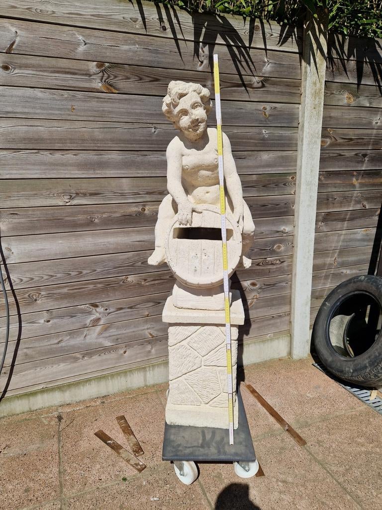 Staande brievenbus, uit Franse witsteen, Tuin en Terras, Ophalen