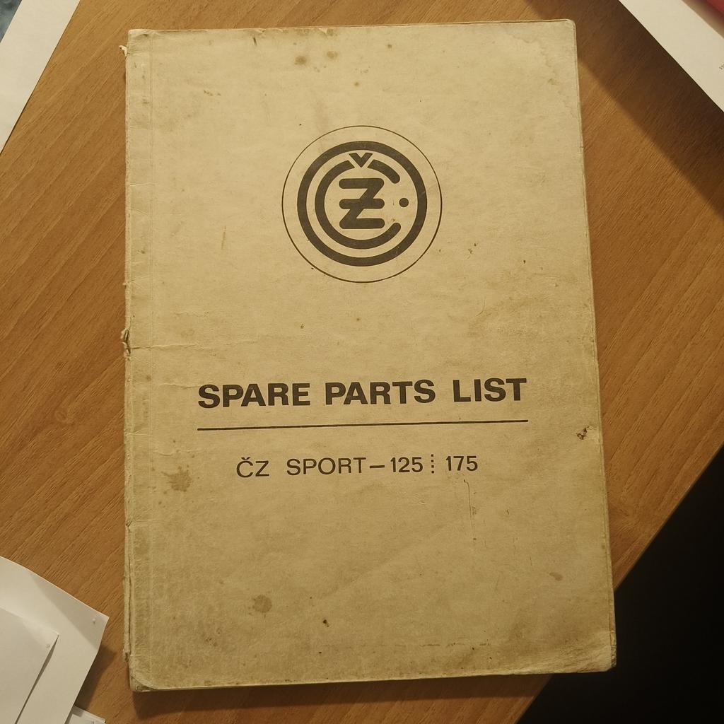 CZ spare parts list 1976, Motoren, Ophalen of Verzenden