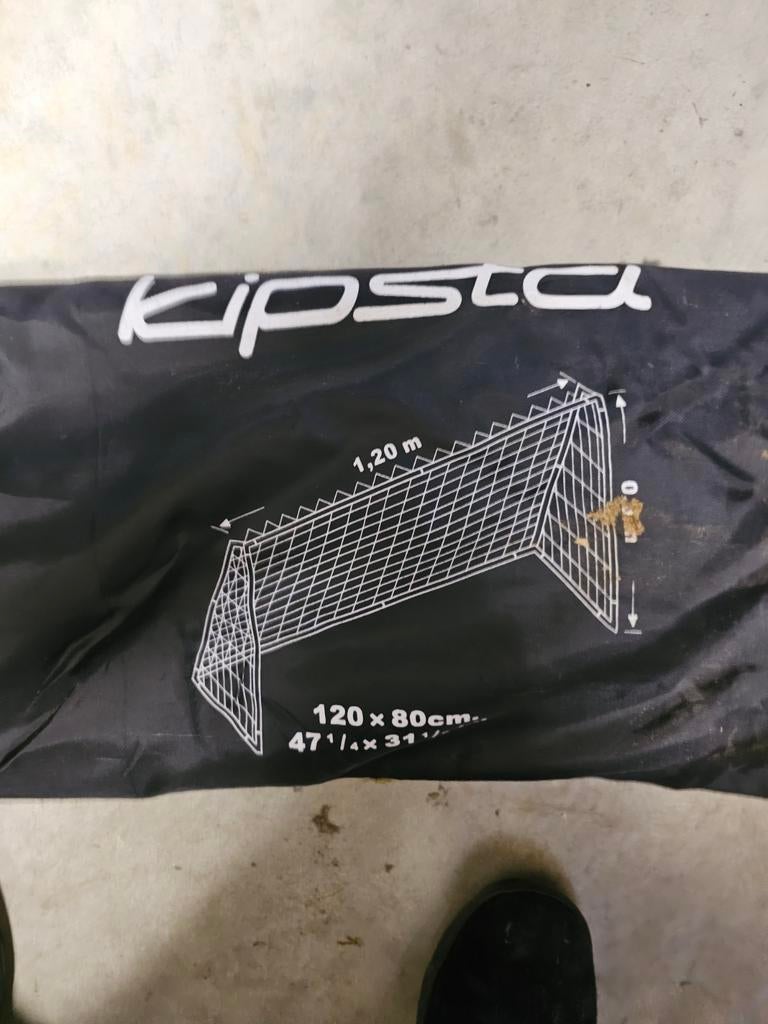 Doeltjes / goaltjes voetbal, Enlèvement