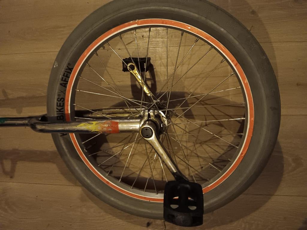 Khebikes. . unicicle circusfiets. Met vlamprofiel, Fietsen en Brommers, Fietsen | Eenwielers, Ophalen, Gebruikt