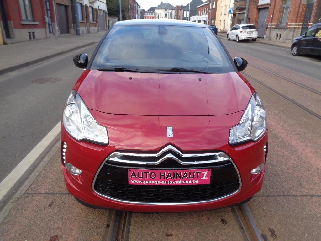 CITROEN DS3 1200CC ESSENCE 2017 95000KM, Auto's, Testrit aan huis, Stof, Parkeersensor, 1200 cc