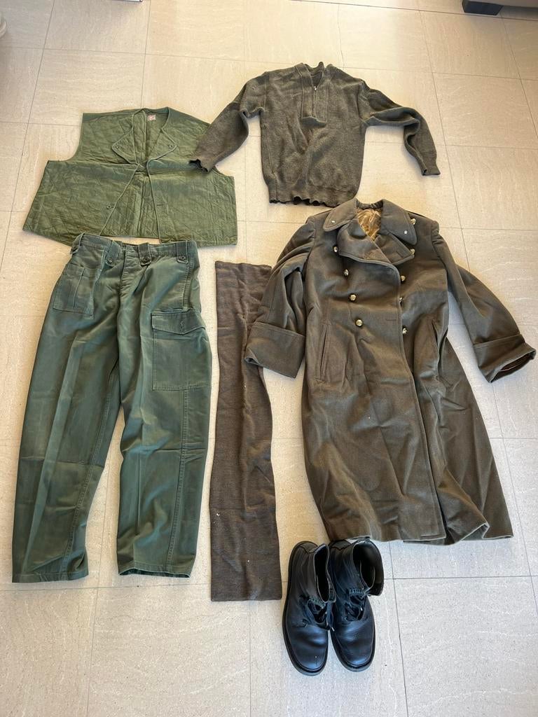 Legerkledij vintage, Kleding | Heren, Ophalen, Gedragen