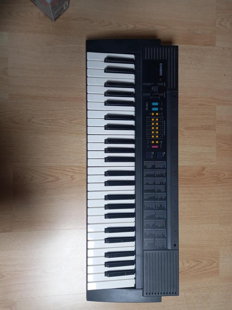 Casio CTK-50 keyboard + adapter + leerboekjes, Muziek en Instrumenten, Ophalen, 49 toetsen, Casio