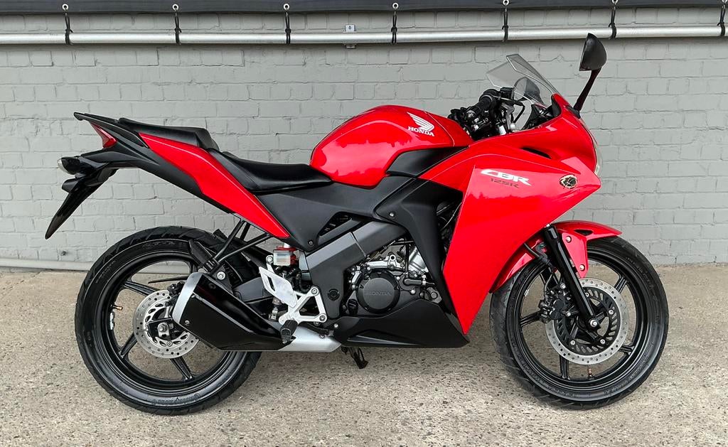 HONDA CBR 125R – IMPECCABLE – PRÊTE À ROULER – 20.000 KM, Motos, Particulier