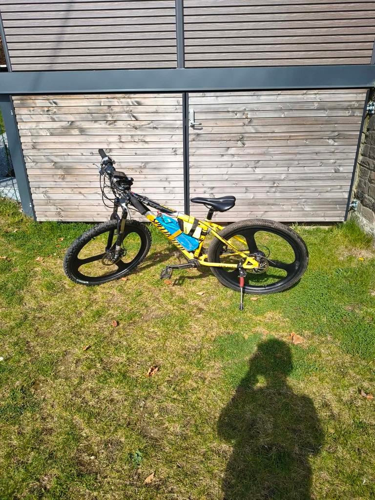 Vtt électrique, Vélos & Vélomoteurs