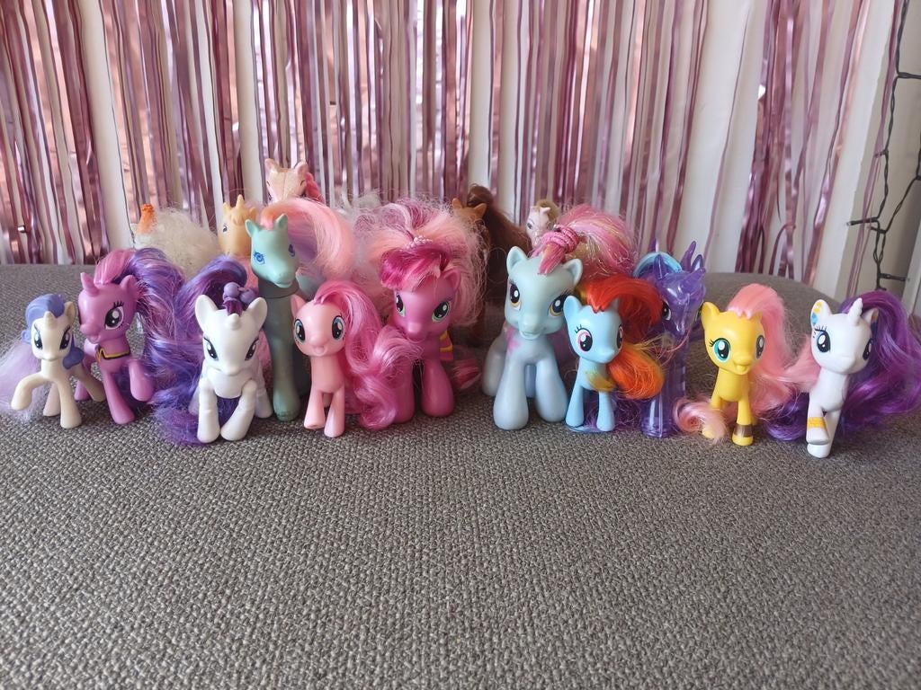 My little pony en andere paardjes (17 stuks), Ophalen