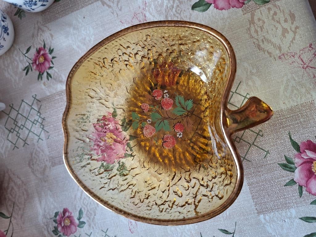 Beau plat ancien en verre brun en forme de pomme, Enlèvement ou Envoi